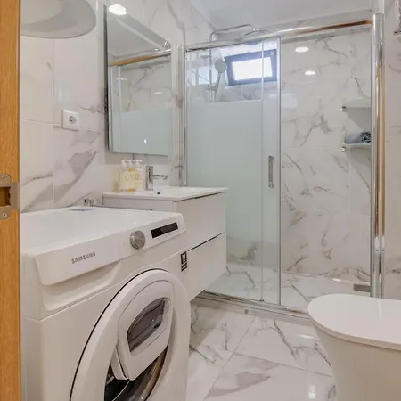 Unique 1bd Ocean View Ac Wi-fi 100m Armacao de Pera